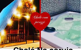 Chalé Na coruja jacuzzi SPA 7,5km centro Águas